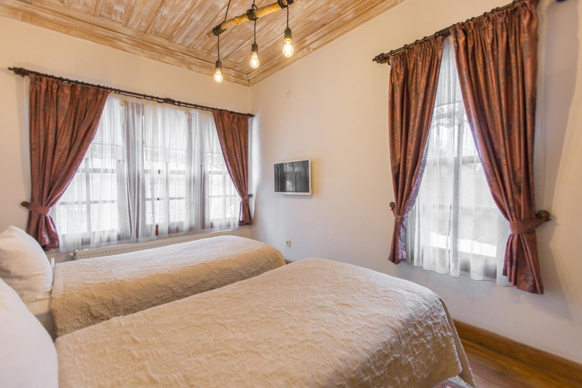 Isparta Historical Mansion Eskiciler Konagi - Cittaslow Egirdir Exterior photo