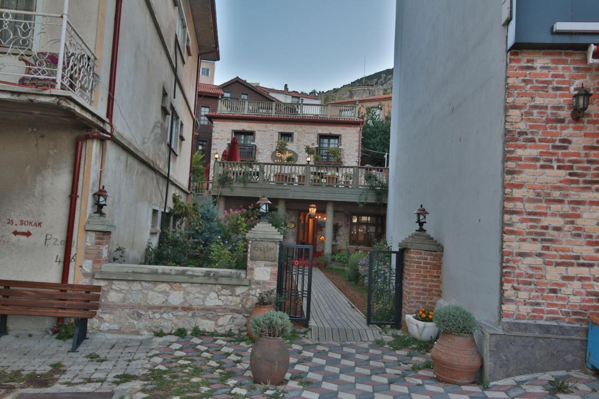 Isparta Historical Mansion Eskiciler Konagi - Cittaslow Egirdir Exterior photo