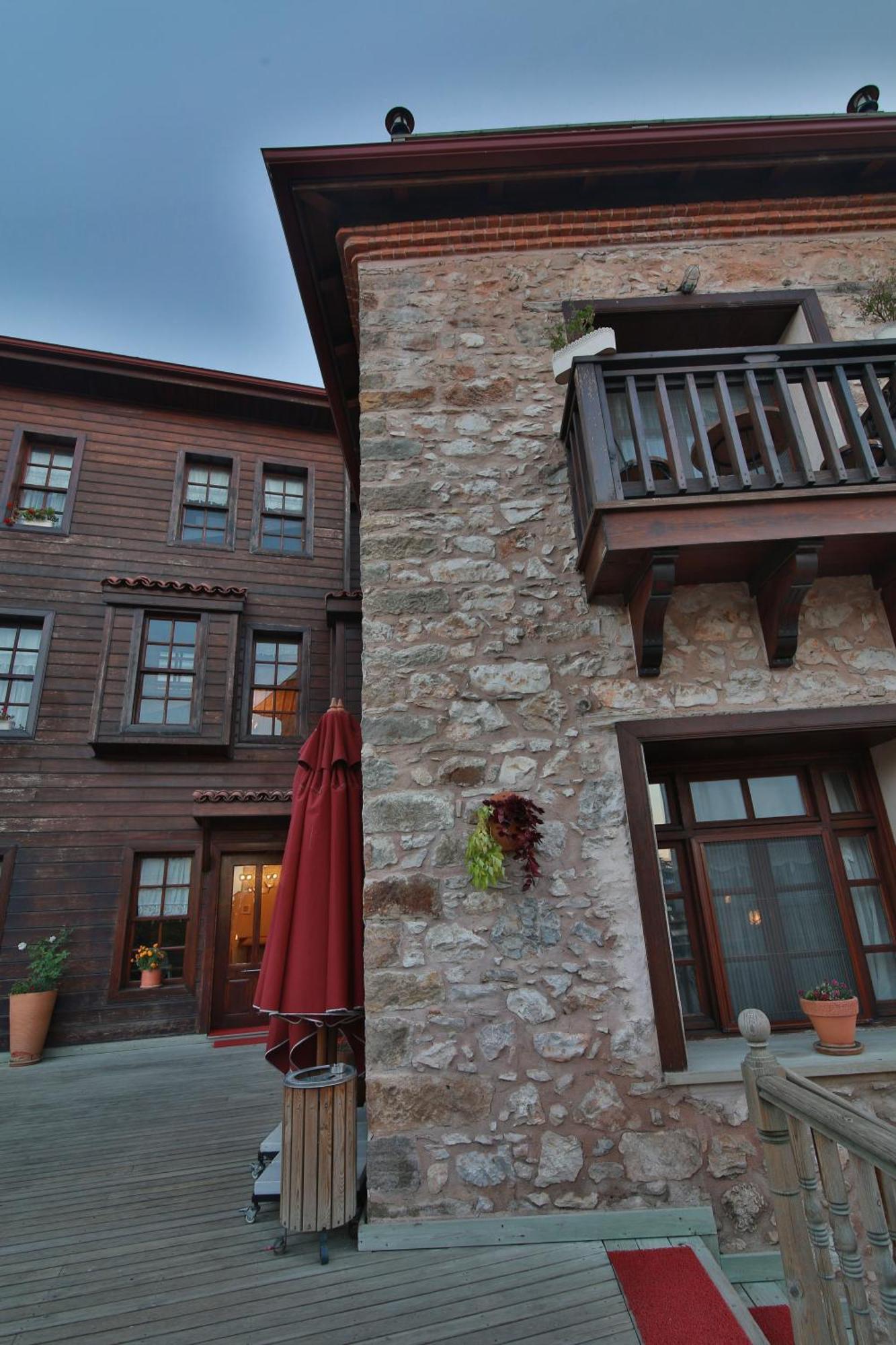 Isparta Historical Mansion Eskiciler Konagi - Cittaslow Egirdir Exterior photo